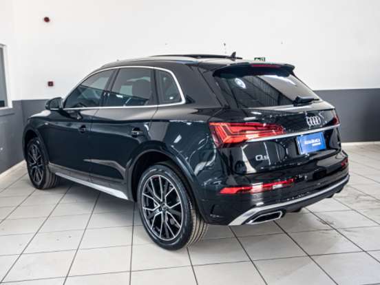 AUDI-Q5-2.0 45 TFSI GASOLINA S-LINE QUATTRO S TRONIC AUDI-Q5-2024