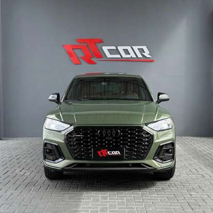 AUDI-Q5-2021