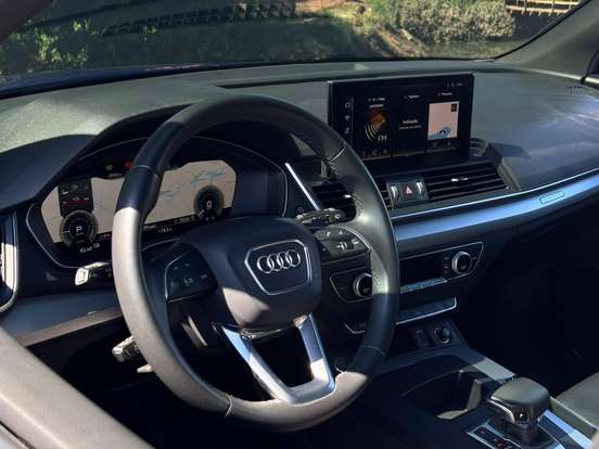 AUDI-Q5-2024