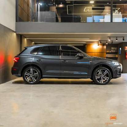 AUDI-Q5-2018