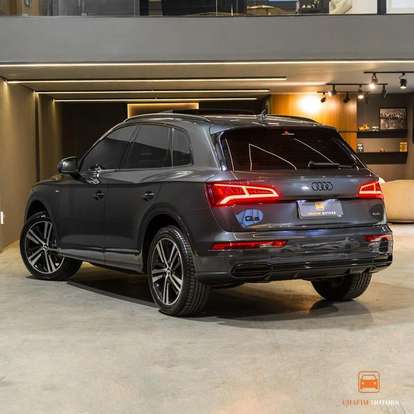 AUDI-Q5-2018