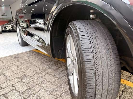 AUDI-Q5-2019