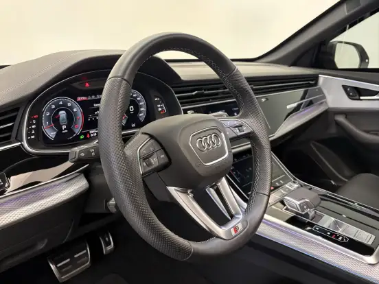 AUDI-Q8-3.0 TFSI GASOLINA PERFORMANCE BLACK QUATTRO TIPTRONIC AUDI-Q8-2024