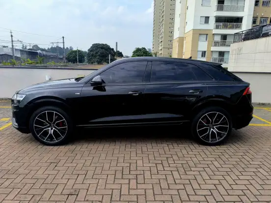 AUDI-Q8-3.0 TFSI GASOLINA PERFORMANCE BLACK QUATTRO TIPTRONIC AUDI-Q8-2019