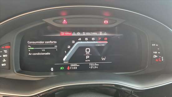 AUDI-Q8-2025
