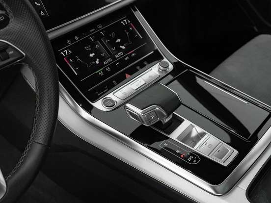 AUDI-Q8-3.0 TFSI GASOLINA PERFORMANCE BLACK QUATTRO TIPTRONIC AUDI-Q8-2023