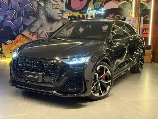 AUDI-RS Q8-2020