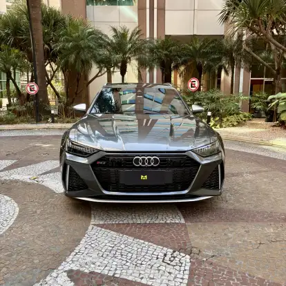 AUDI-RS6-2020