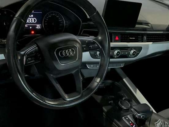 AUDI-A4-2.0 TFSI ATTRACTION GASOLINA 4P S TRONIC AUDI-A4-2016