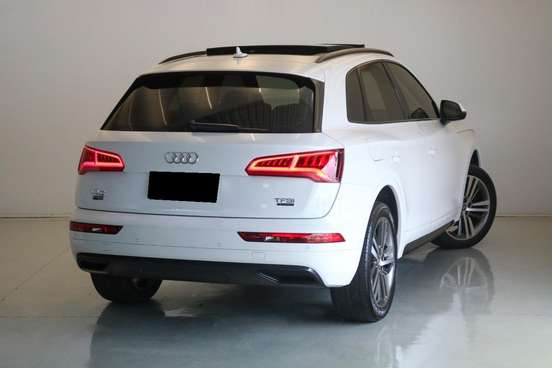 AUDI-Q5-2017