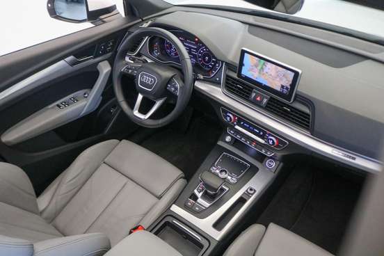 AUDI-Q5-2017