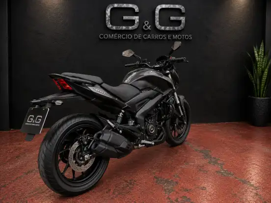 BAJAJ-DOMINAR 400-2024