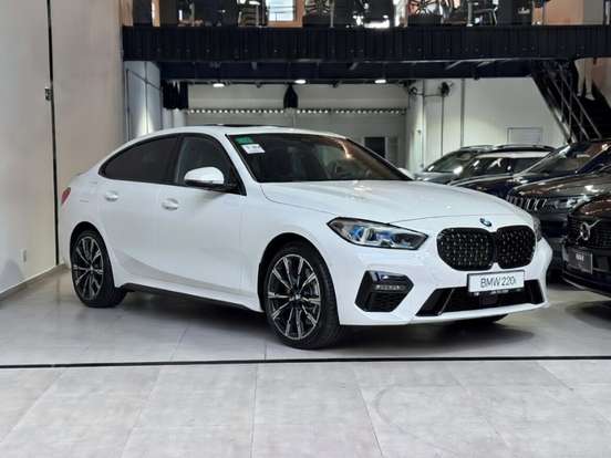 BMW-220i-2026
