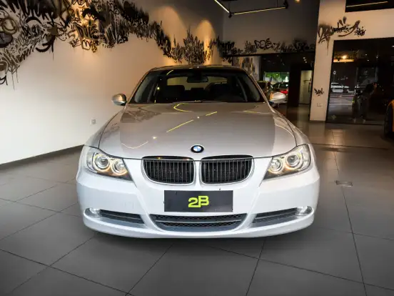 BMW-320i-2.0 16V GASOLINA 4P AUTOMÁTICO BMW-320i-2007