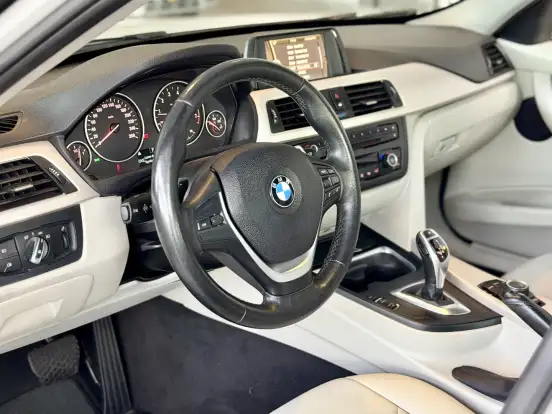 BMW-320i-2.0 16V TURBO ACTIVE FLEX 4P AUTOMÁTICO BMW-320i-2014