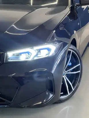 BMW-320i-2022