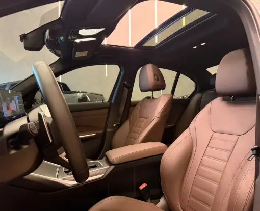 BMW-320i-2025