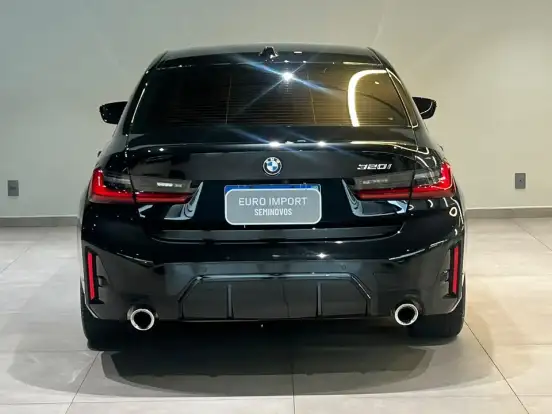 BMW-320i-2.0 16V TURBO FLEX M SPORT AUTOMÁTICO BMW-320i-2024