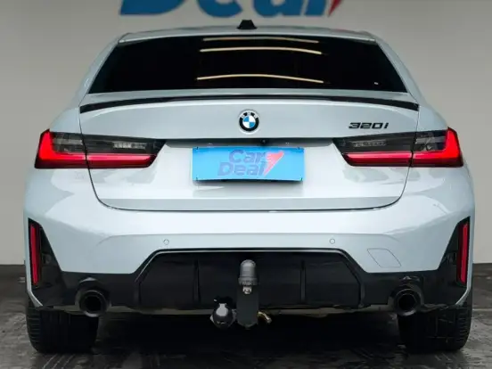 BMW-320i-2.0 16V TURBO FLEX M SPORT AUTOMÁTICO BMW-320i-2024