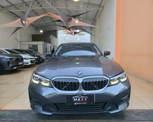 BMW-320i-2020