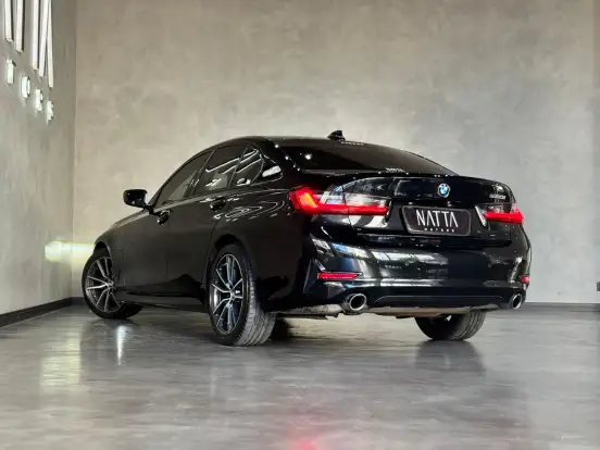 BMW-320i-2.0 16V TURBO GASOLINA SPORT GP AUTOMÁTICO BMW-320i-2019