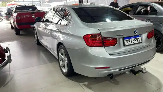 BMW-320i-2015