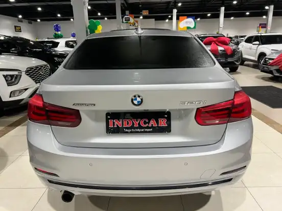 BMW-320i-2.0 SPORT GP 16V TURBO ACTIVE FLEX 4P AUTOMÁTICO BMW-320i-2018