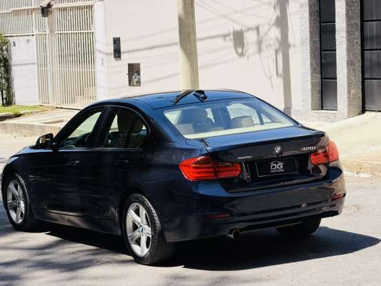 BMW-320i-2.0 16V TURBO ACTIVE FLEX 4P AUTOMÁTICO BMW-320i-2014