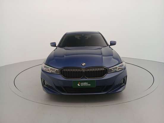 BMW-320i-2023