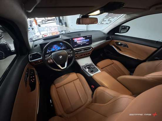 BMW-320i-2023