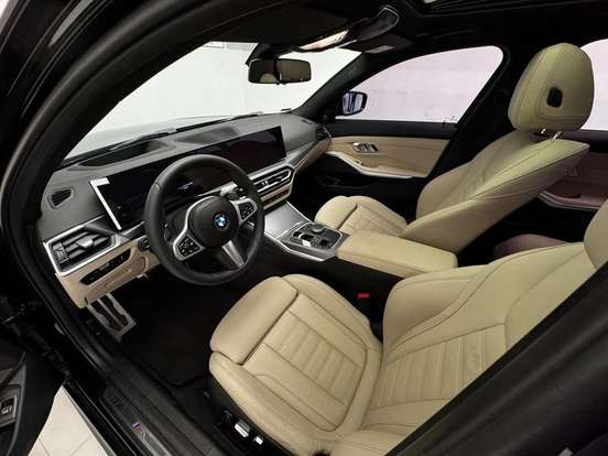 BMW-320i-2023
