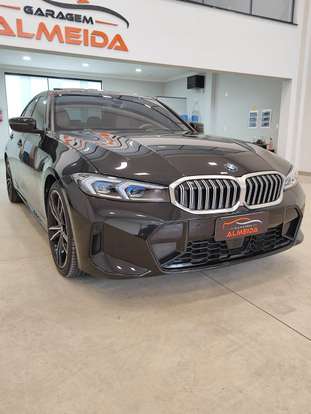 BMW-320i-2023
