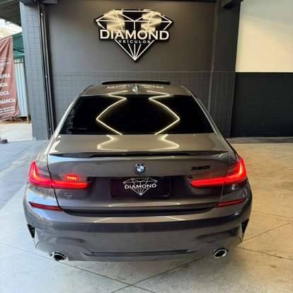 BMW-320i-2021