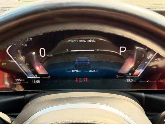 BMW-320i-2023