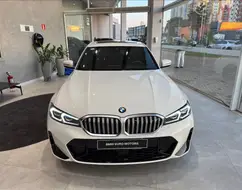 BMW 320i 2.0 16V TURBO FLEX M SPORT AUTOMÁTICO BMW 320i 2.0 16V TURBO FLEX M SPORT AUTOMÁTICO