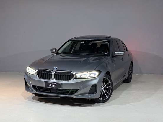 BMW-320i-2022
