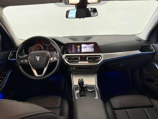 BMW-320i-2.0 16V TURBO GASOLINA SPORT AUTOMÁTICO BMW-320i-2019