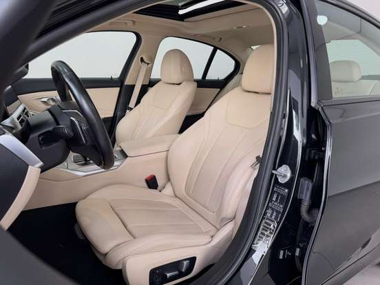 BMW-320i-2.0 16V TURBO GASOLINA SPORT GP AUTOMÁTICO BMW-320i-2019