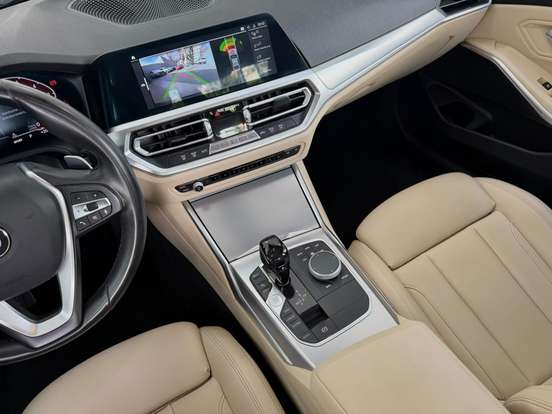 BMW-320i-2.0 16V TURBO GASOLINA SPORT GP AUTOMÁTICO BMW-320i-2019