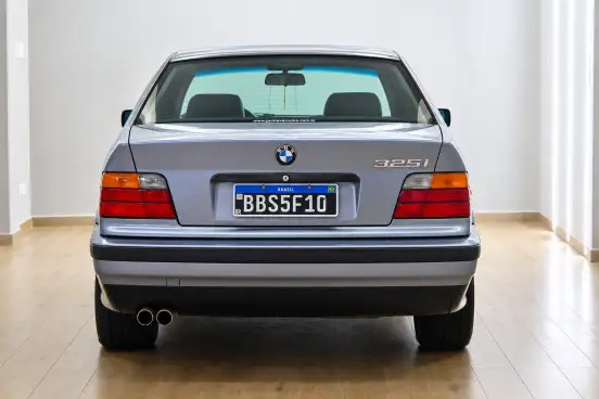 BMW-325i-1995