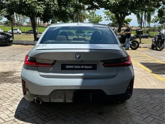 BMW-330e-2.0 16V TURBO HÍBRIDO M SPORT AUTOMÁTICO BMW-330e-2025