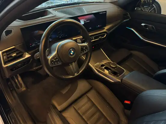 BMW-330e-2022