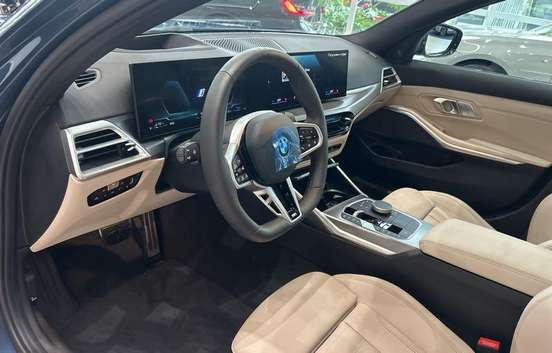 BMW-330e-2025