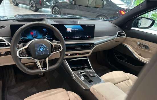 BMW-330e-2025
