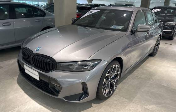 BMW 330e 2.0 16V TURBO HÍBRIDO M SPORT AUTOMÁTICO