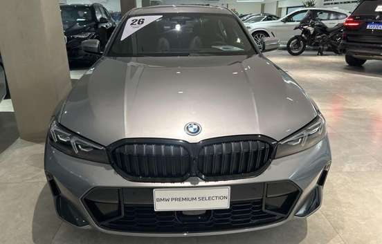 BMW-330e-2026