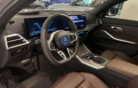 BMW-330e-2026