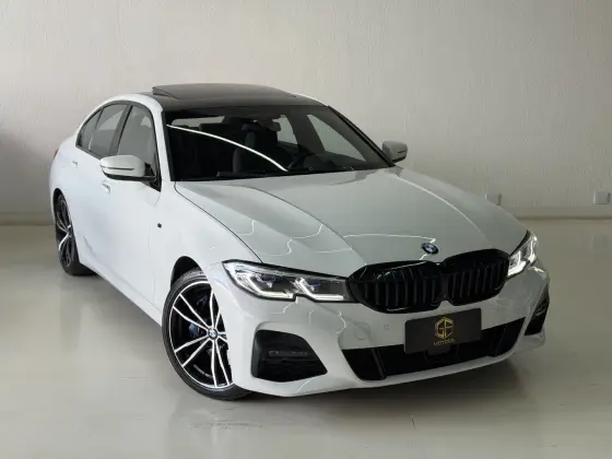 BMW 330i 2.0 16V TURBO GASOLINA M SPORT AUTOMÁTICO