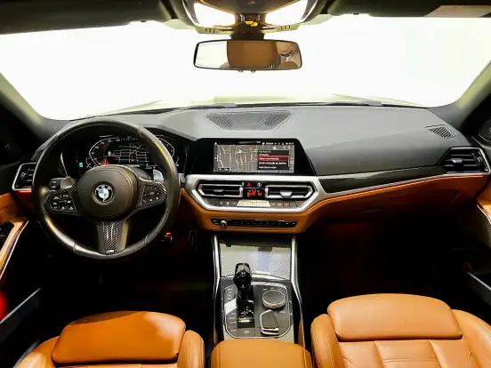 BMW-330i-2.0 16V TURBO GASOLINA M SPORT AUTOMÁTICO BMW-330i-2019