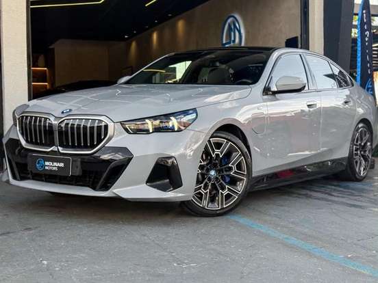 BMW-530e-2024